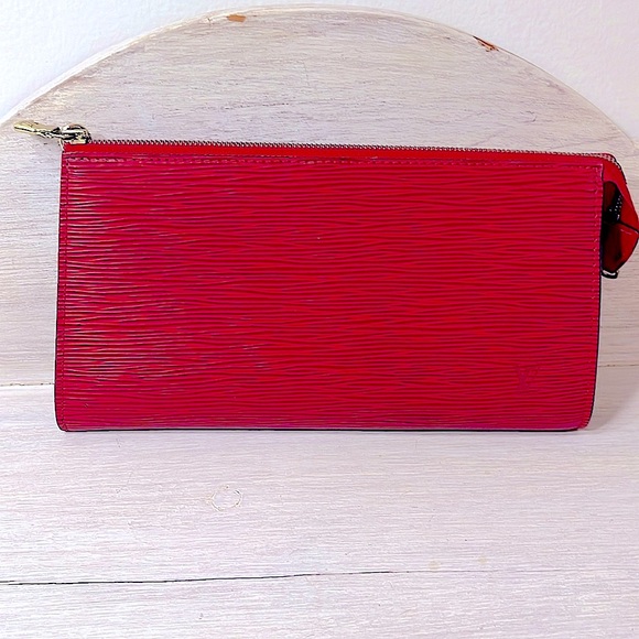 Louis Vuitton Handbags - Red Louis Vuitton Epi Pochette